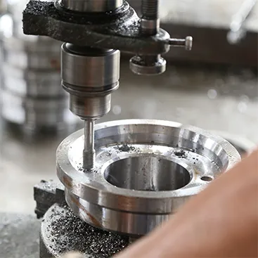 Звездочки Сталь C45 Различные изделия (стандарт DIN/ANSI/JIS или изготовление по чертежу) Детали трансмиссии Звездочки с закаленными зубьями